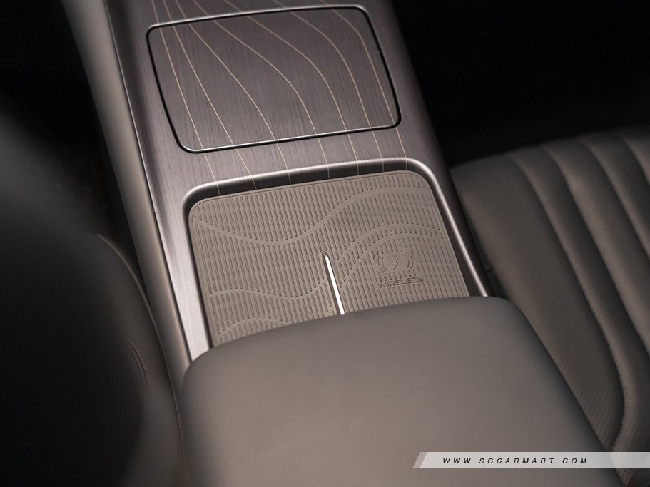 https://i.i-sgcm.com/new_cars/cars/22034/22034_g9