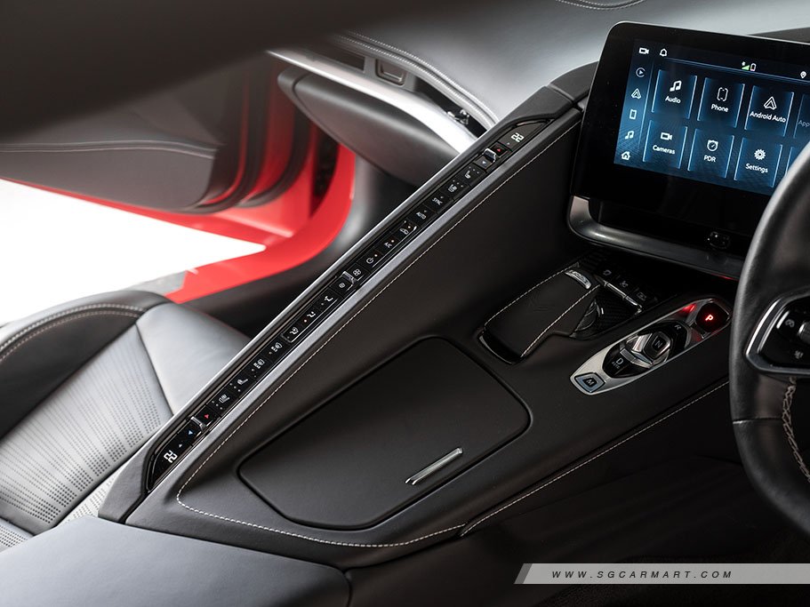 https://i.i-sgcm.com/new_cars/cars/22036/22036_g25