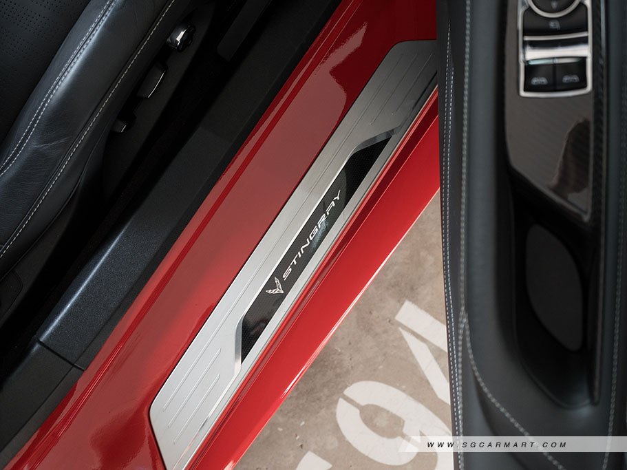 https://i.i-sgcm.com/new_cars/cars/22036/22036_g28