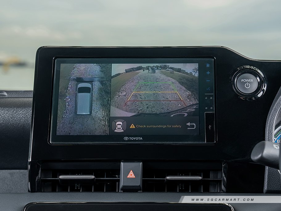 https://i.i-sgcm.com/new_cars/cars/22038/22038_g11