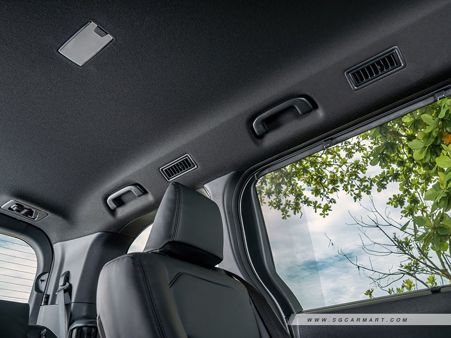 https://i.i-sgcm.com/new_cars/cars/22038/22038_g14
