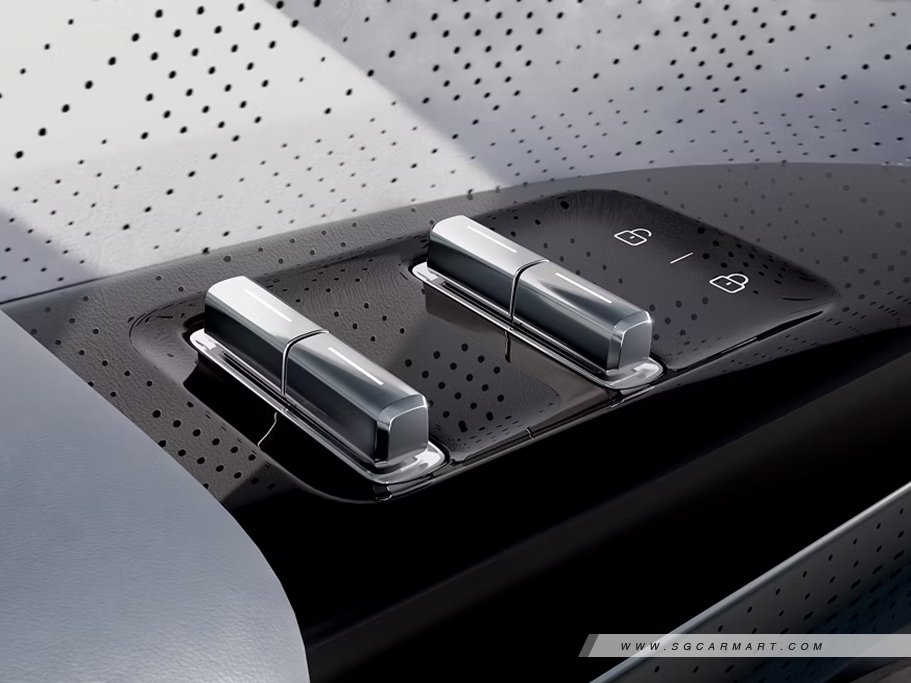 https://i.i-sgcm.com/new_cars/cars/22040/22040_g11