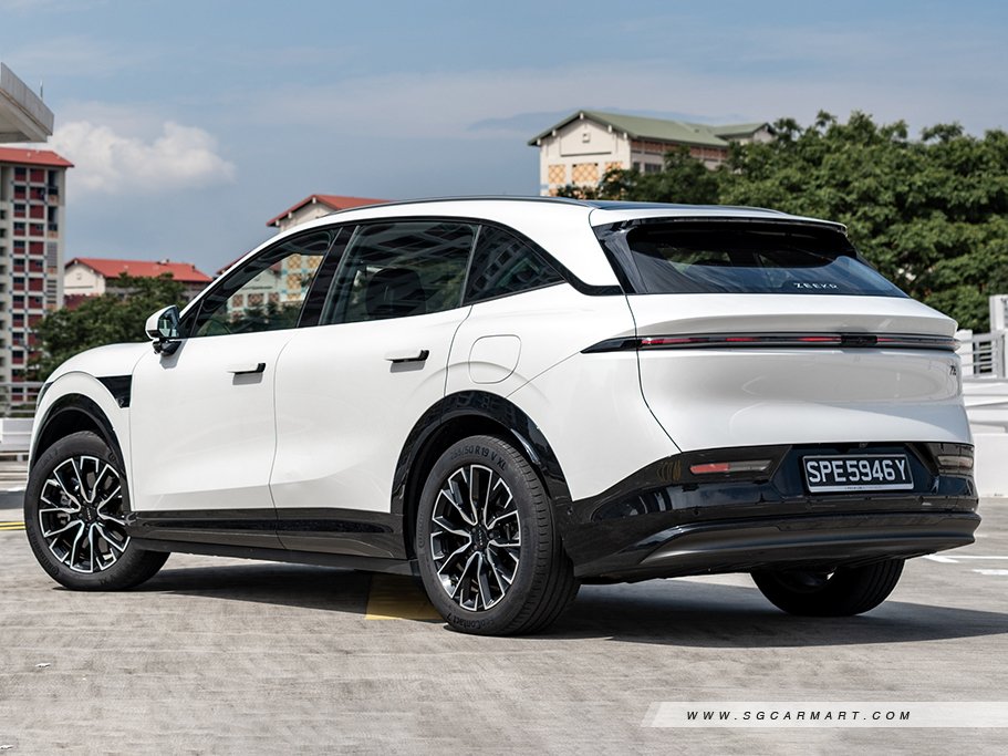 https://i.i-sgcm.com/new_cars/cars/22040/22040_g44