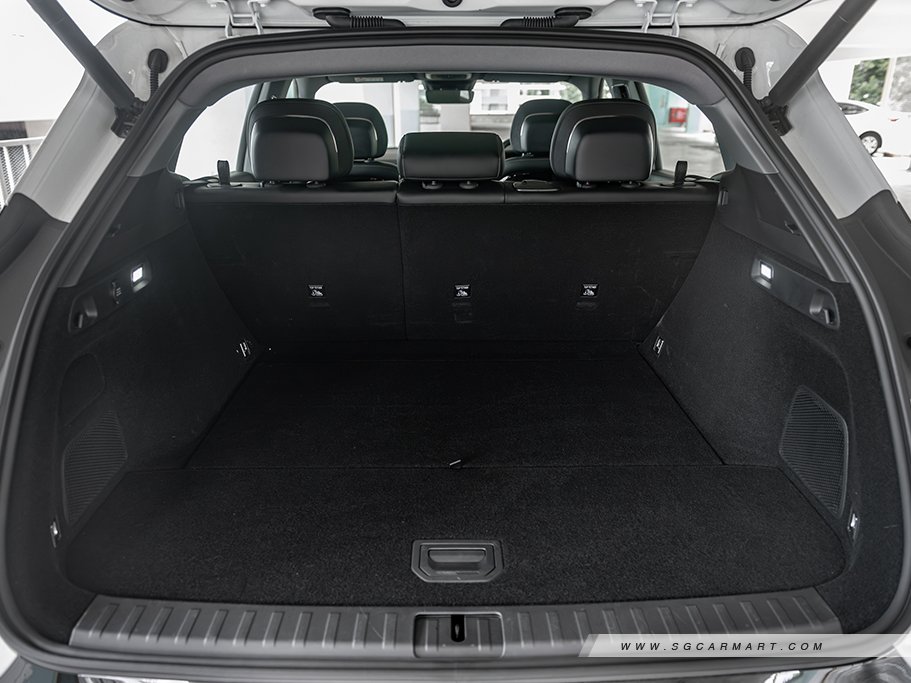 https://i.i-sgcm.com/new_cars/cars/22040/22040_g62