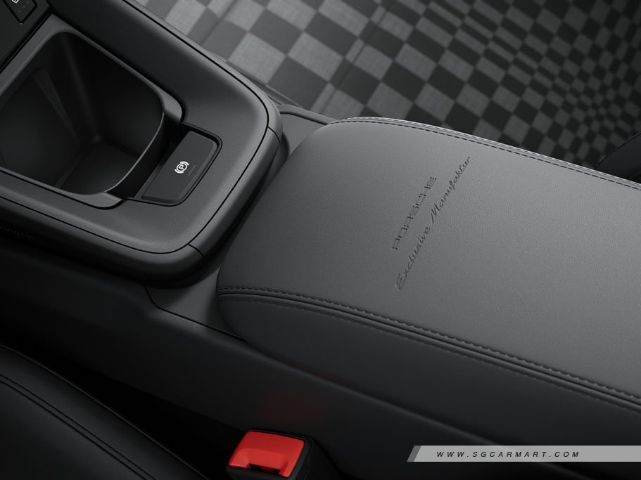 https://i.i-sgcm.com/new_cars/cars/22042/22042_g10