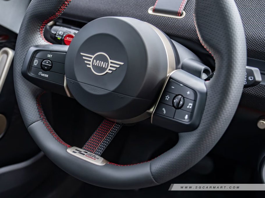https://i.i-sgcm.com/new_cars/cars/22044/22044_g14