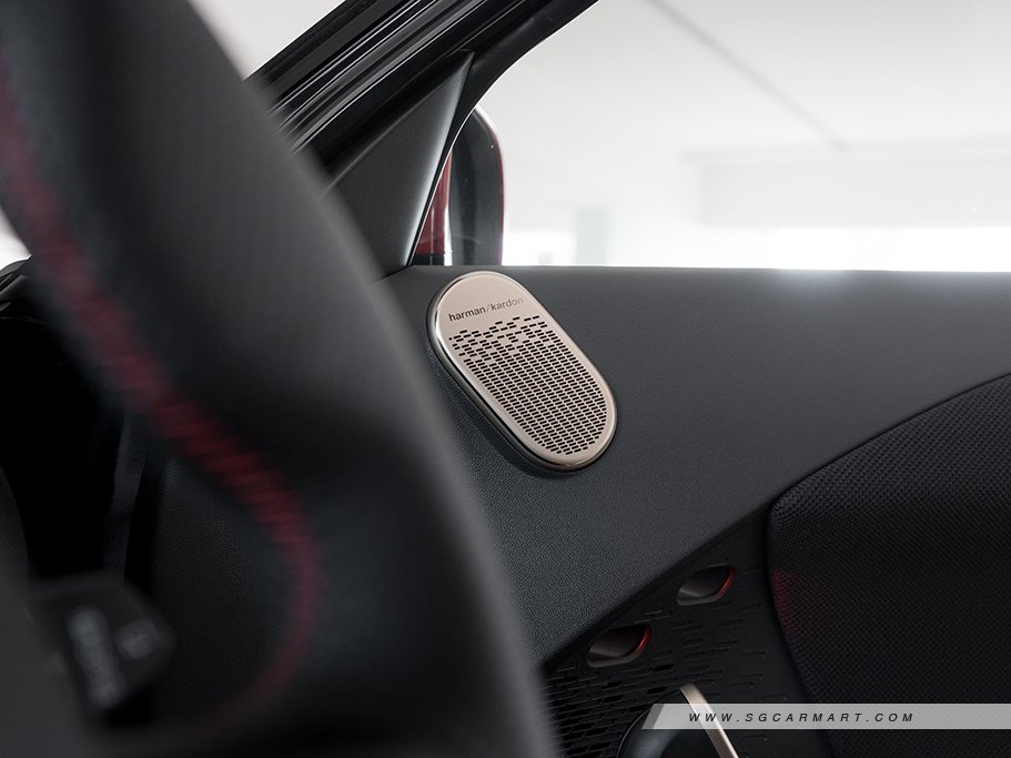 https://i.i-sgcm.com/new_cars/cars/22044/22044_g34