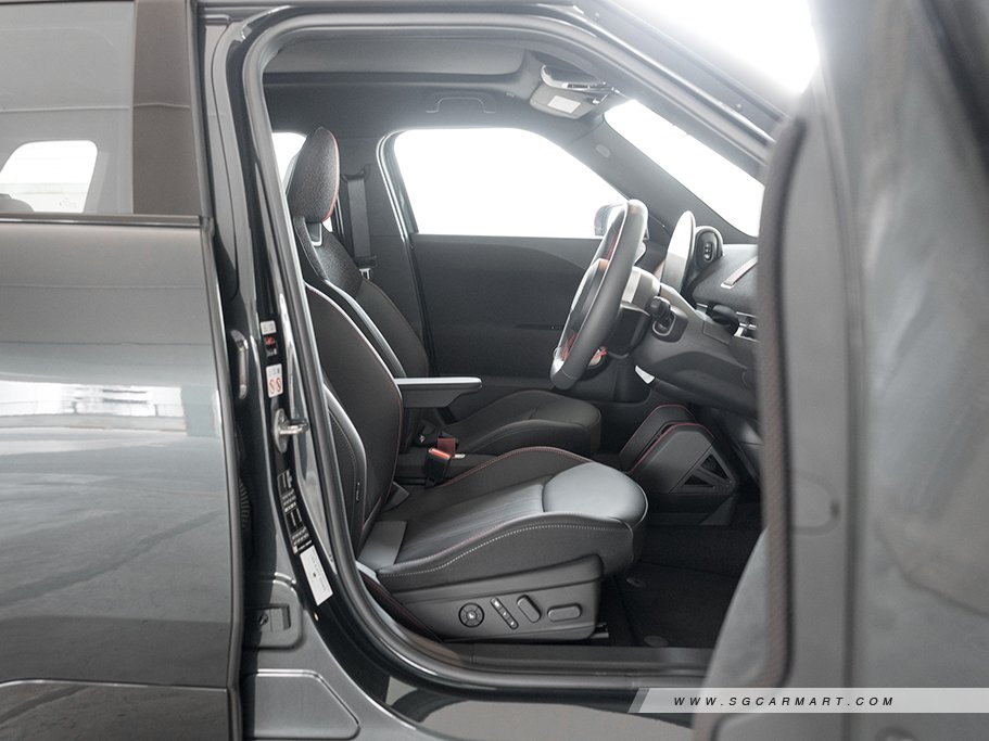 https://i.i-sgcm.com/new_cars/cars/22044/22044_g37