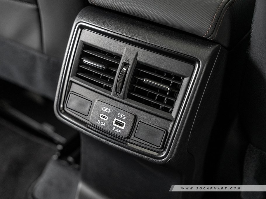 https://i.i-sgcm.com/new_cars/cars/22046/22046_g25