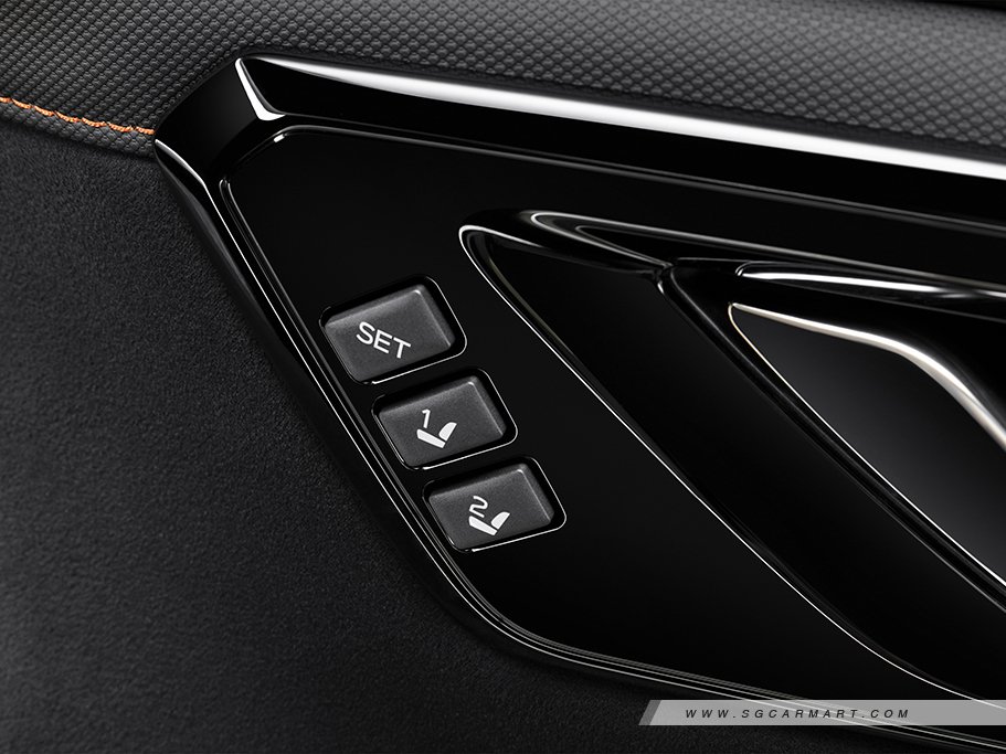 https://i.i-sgcm.com/new_cars/cars/22046/22046_g5