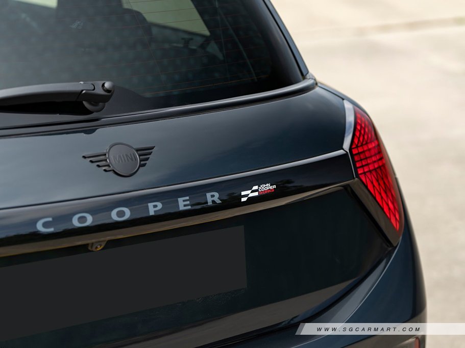 https://i.i-sgcm.com/new_cars/cars/22047/22047_g7