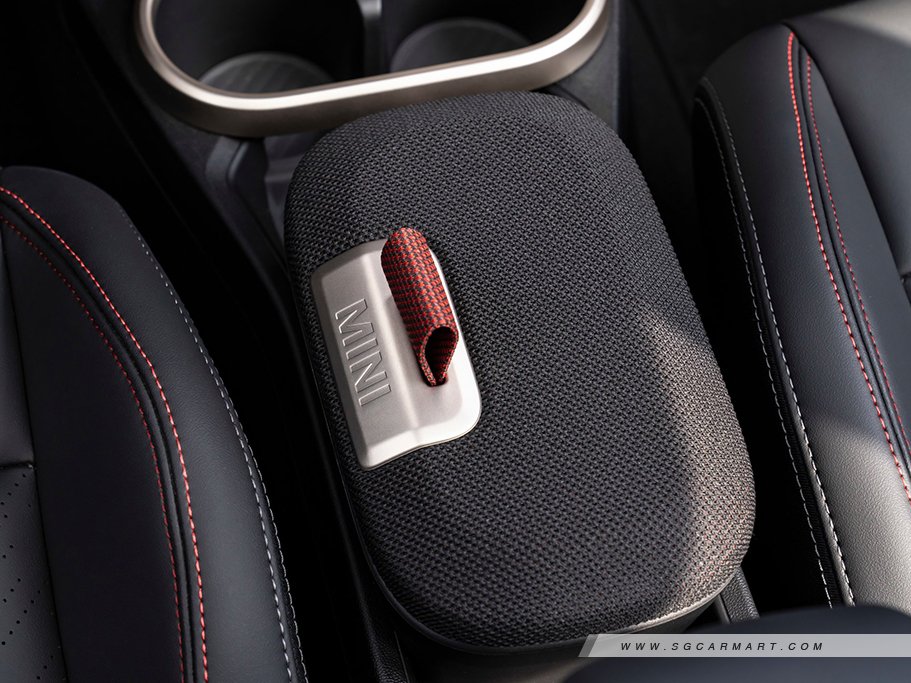 https://i.i-sgcm.com/new_cars/cars/22047/22047_g9