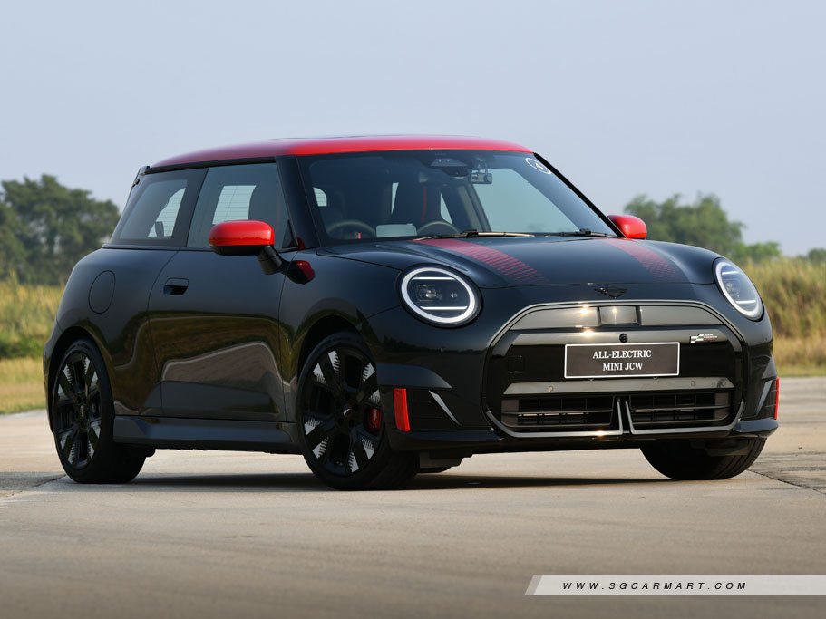 https://i.i-sgcm.com/new_cars/cars/22048/22048_g1