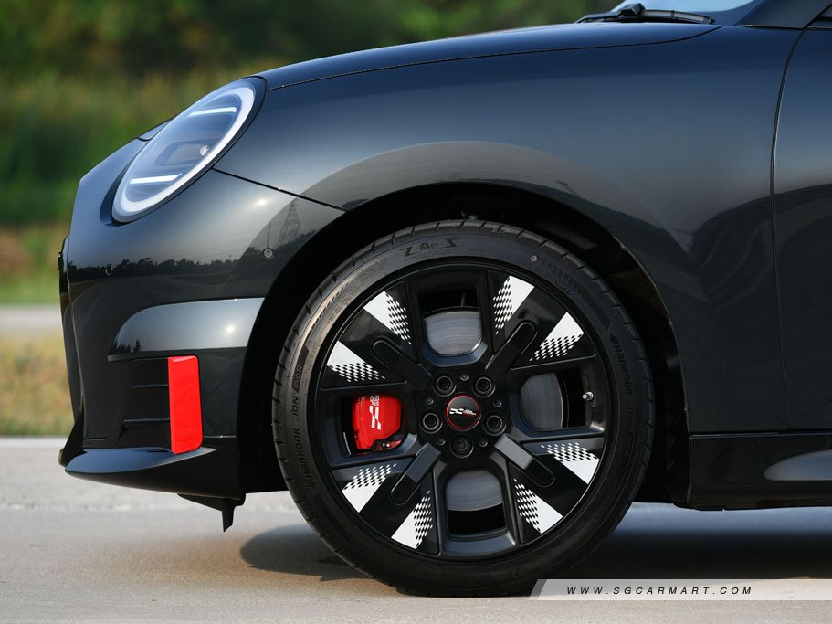 https://i.i-sgcm.com/new_cars/cars/22048/22048_g6