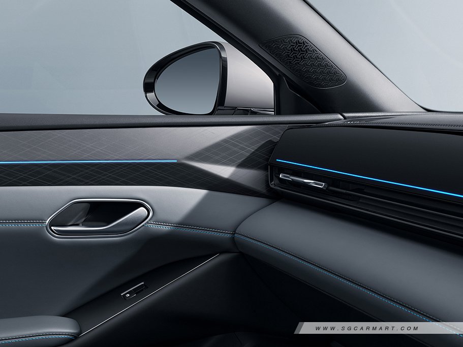 https://i.i-sgcm.com/new_cars/cars/22052/22052_g10