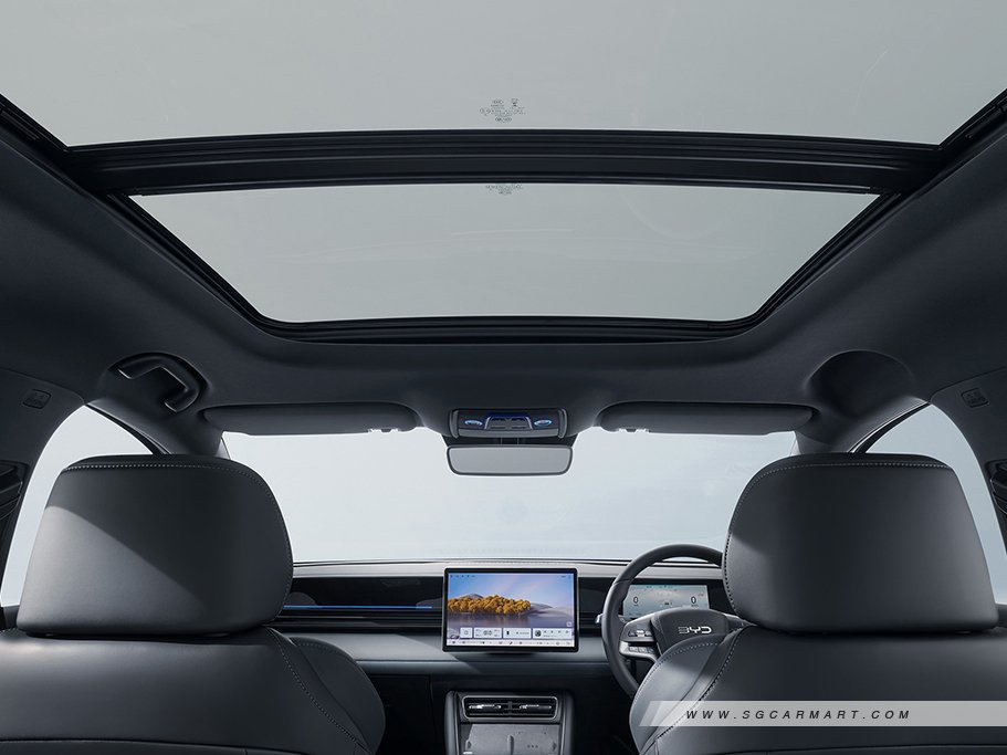 https://i.i-sgcm.com/new_cars/cars/22052/22052_g11