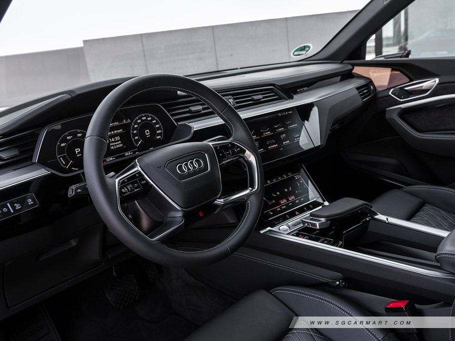 Audi e-tron Sportback Electric 6