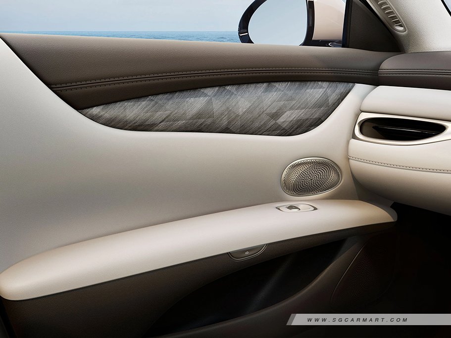 https://i.i-sgcm.com/new_cars/cars/22058/22058_g15