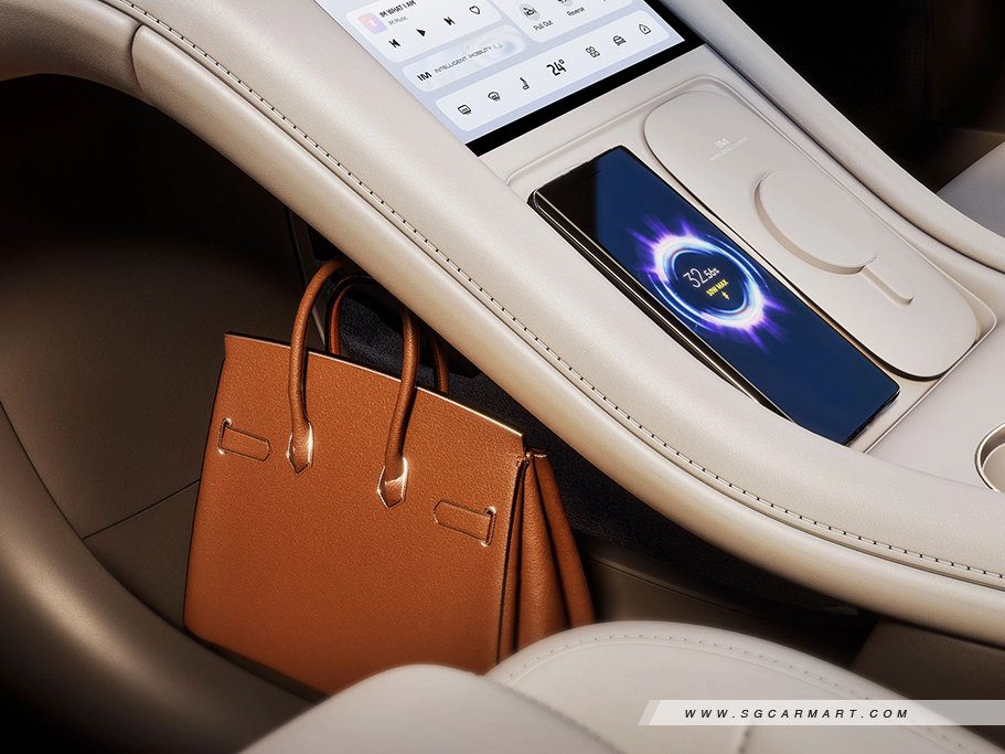 https://i.i-sgcm.com/new_cars/cars/22061/22061_g10