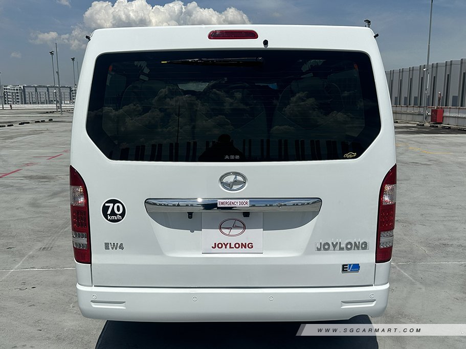 https://i.i-sgcm.com/new_cars/cars/22062/22062_g6