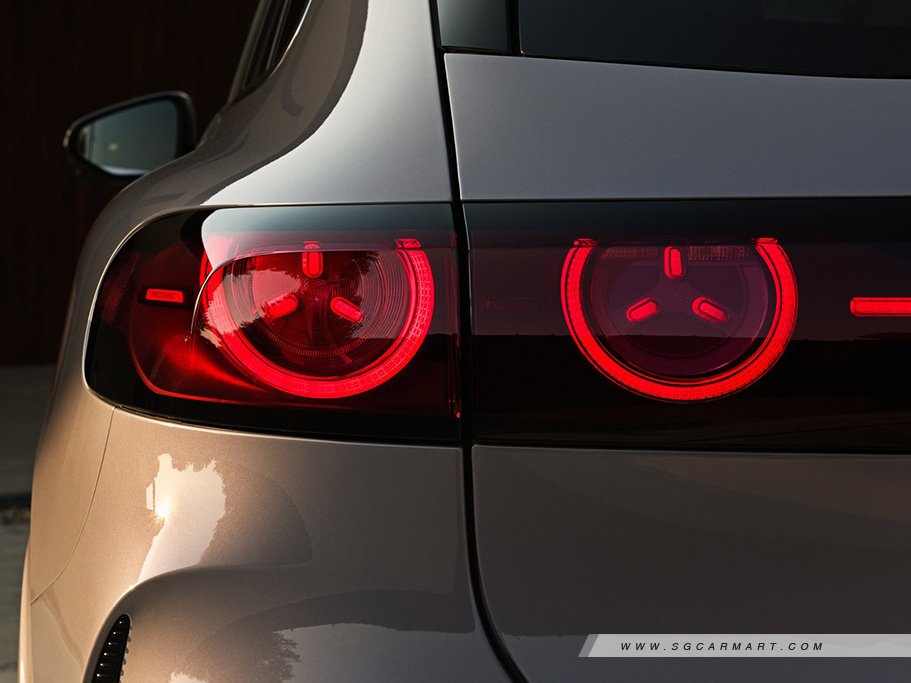 Mercedes-Benz GLC Electric 7