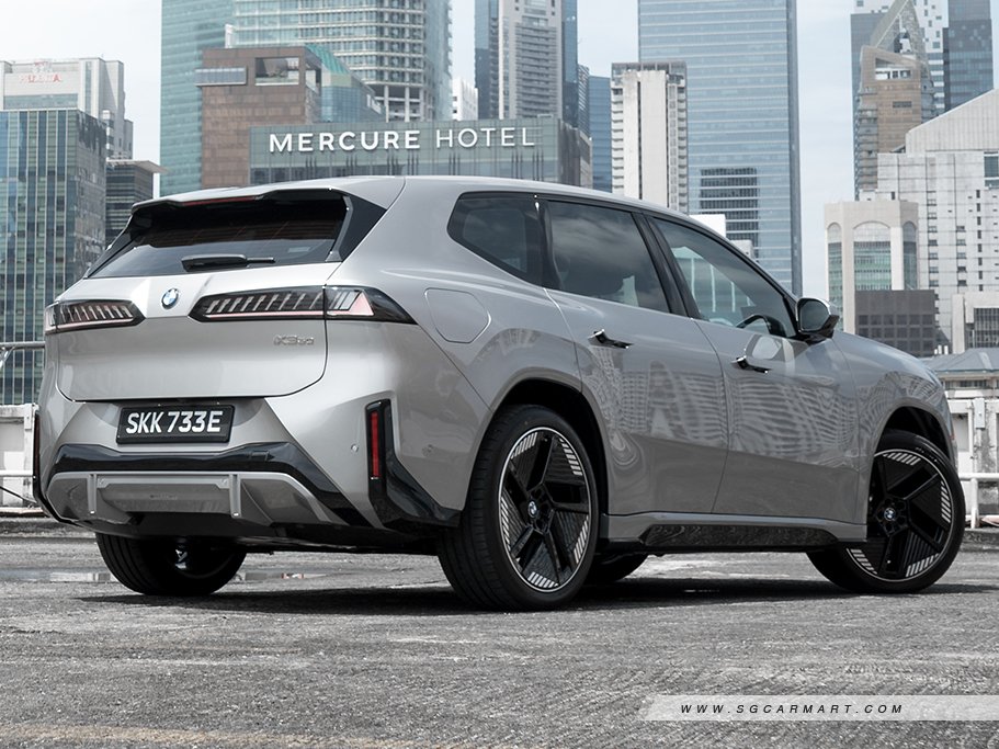https://i.i-sgcm.com/new_cars/cars/22068/22068_g15