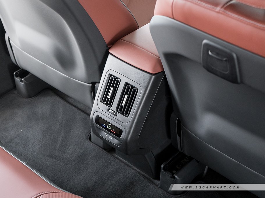 https://i.i-sgcm.com/new_cars/cars/22068/22068_g30