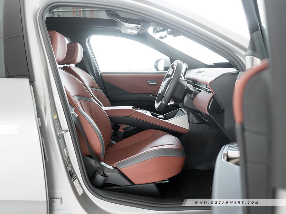 https://i.i-sgcm.com/new_cars/cars/22068/22068_g31