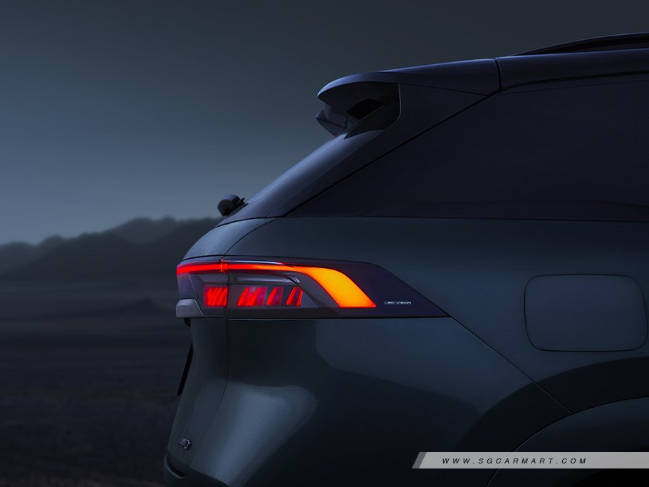 https://i.i-sgcm.com/new_cars/cars/22090/22090_g14