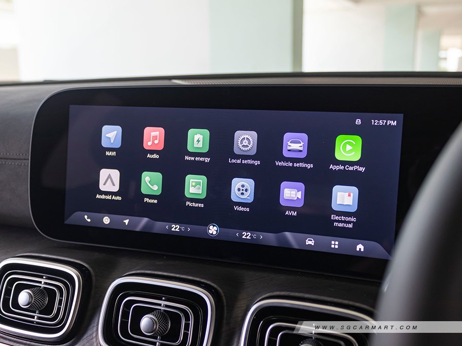 https://i.i-sgcm.com/new_cars/cars/22090/22090_g28