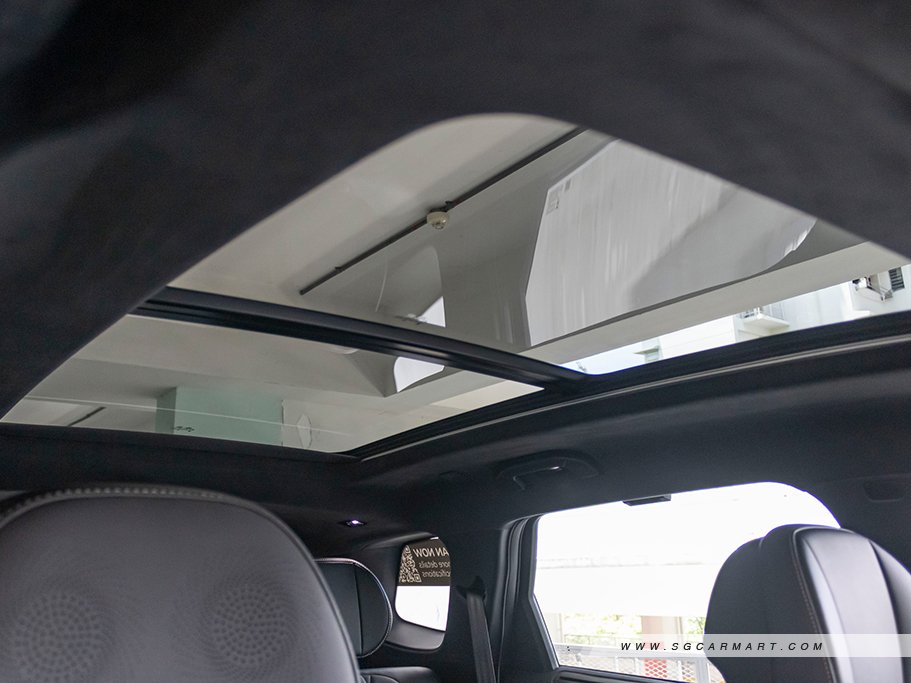https://i.i-sgcm.com/new_cars/cars/22090/22090_g31