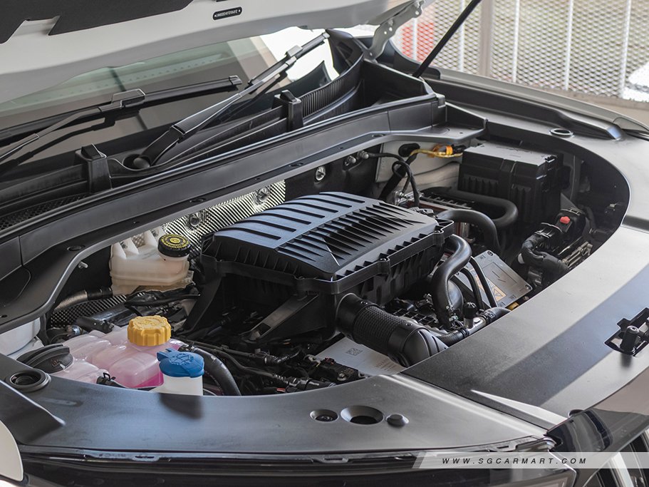 https://i.i-sgcm.com/new_cars/cars/22090/22090_g37