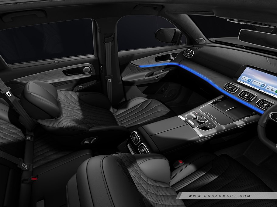 https://i.i-sgcm.com/new_cars/cars/22090/22090_g42