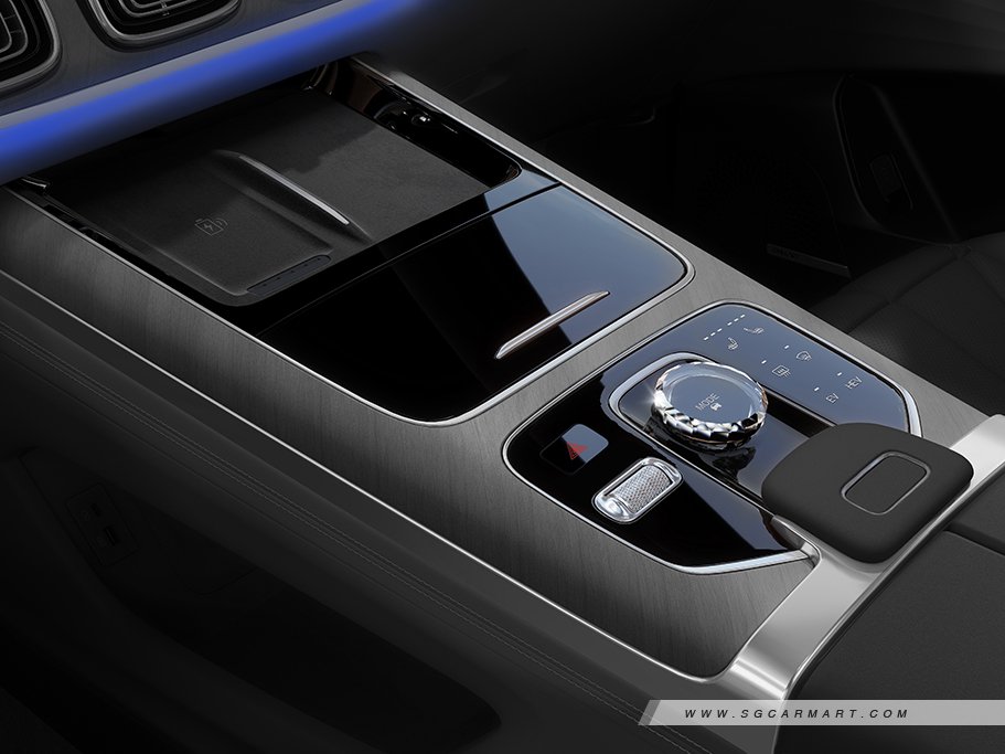 https://i.i-sgcm.com/new_cars/cars/22090/22090_g43