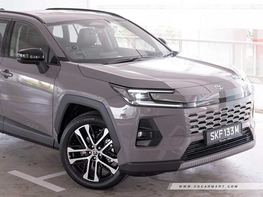 https://i.i-sgcm.com/new_cars/cars/22093/22093_g19