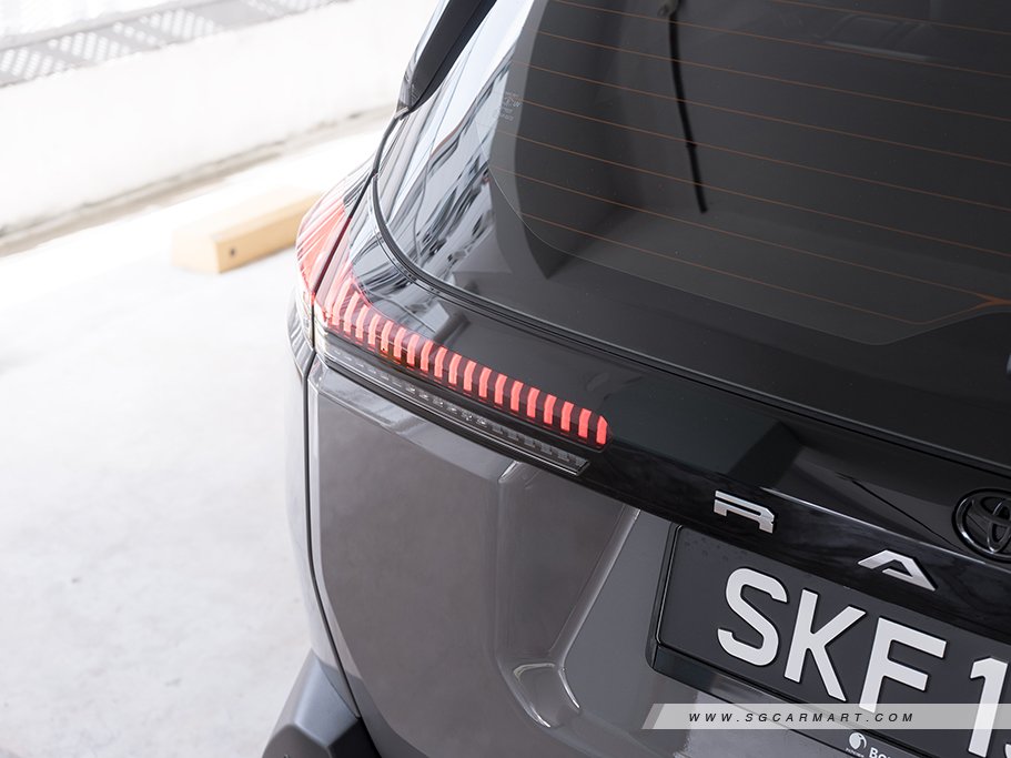 https://i.i-sgcm.com/new_cars/cars/22093/22093_g22