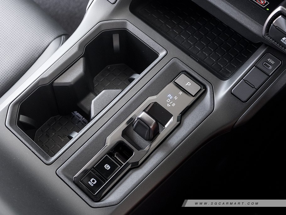 https://i.i-sgcm.com/new_cars/cars/22093/22093_g30