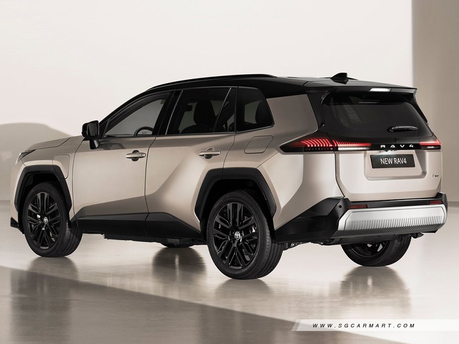 Toyota RAV4 Hybrid 3