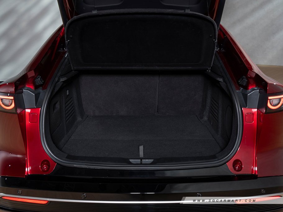 Mazda 6e Electric 17