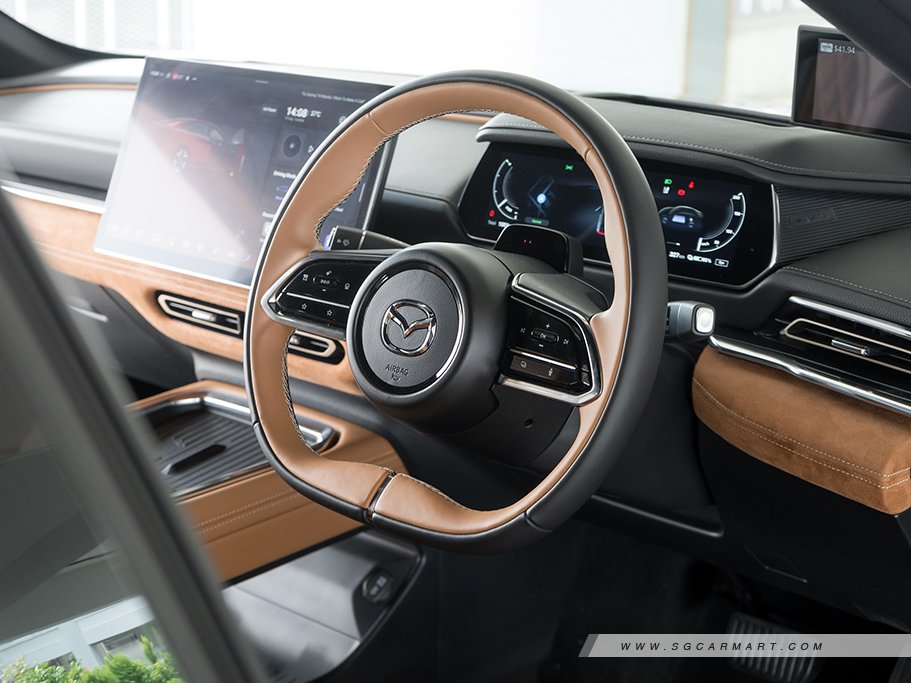https://i.i-sgcm.com/new_cars/cars/22097/22097_g28