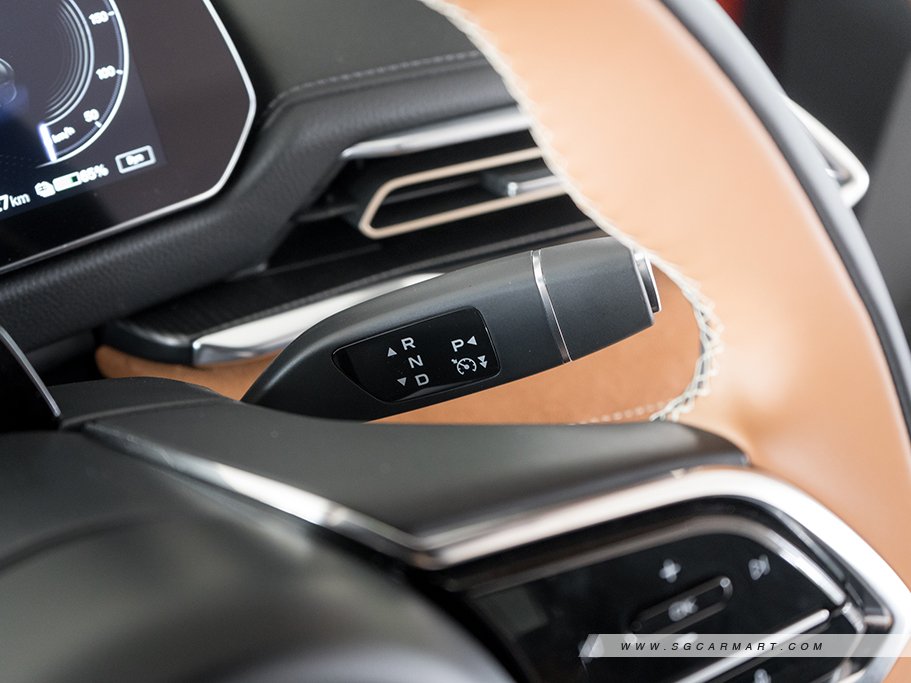 https://i.i-sgcm.com/new_cars/cars/22097/22097_g31