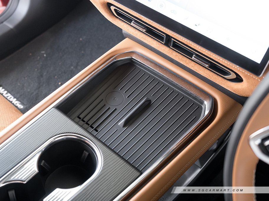 https://i.i-sgcm.com/new_cars/cars/22097/22097_g33