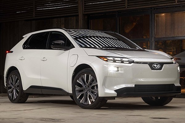 Subaru Solterra XT  Electric image