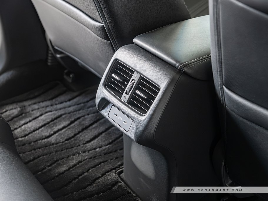 https://i.i-sgcm.com/new_cars/cars/22119/22119_g17