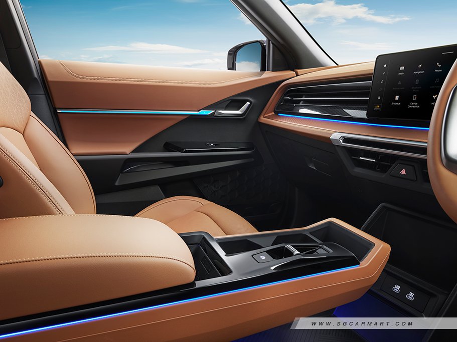 KGM Torres Hybrid 10