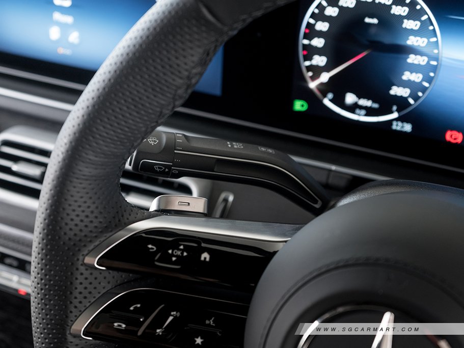 https://i.i-sgcm.com/new_cars/cars/22124/22124_g27