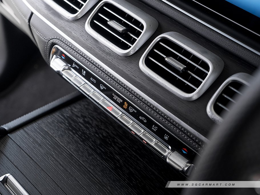 https://i.i-sgcm.com/new_cars/cars/22124/22124_g31