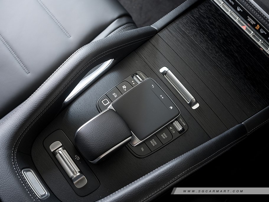 https://i.i-sgcm.com/new_cars/cars/22124/22124_g32