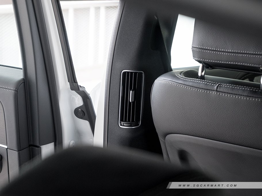 https://i.i-sgcm.com/new_cars/cars/22124/22124_g33
