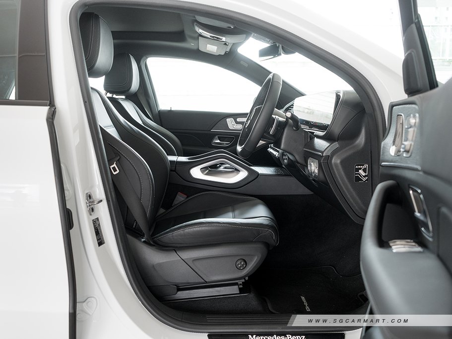 https://i.i-sgcm.com/new_cars/cars/22124/22124_g37